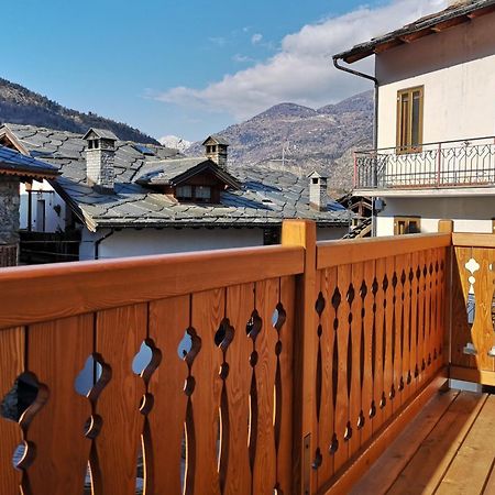 Aparthotel Fenat Introd Exterior foto